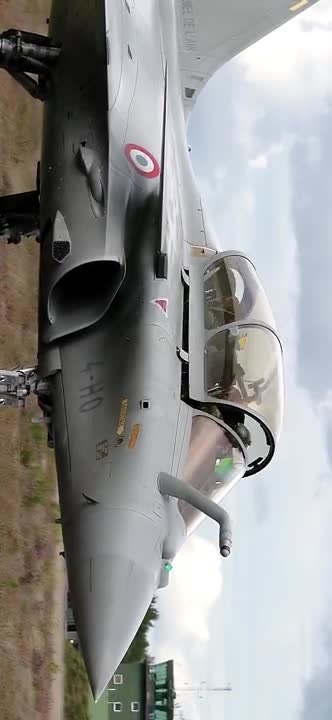 Dassault Rafale _ Brutal Manoeuvres _ 60 FPS Fullscreen Whatsapp Status _ Nithin Mohan _ #Shorts