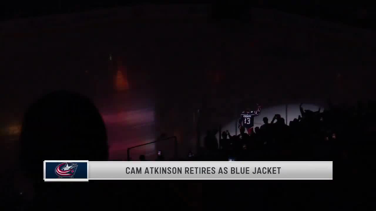 Cam Atkinson officially retired with the Blue Jackets today and took one final lap before their game.