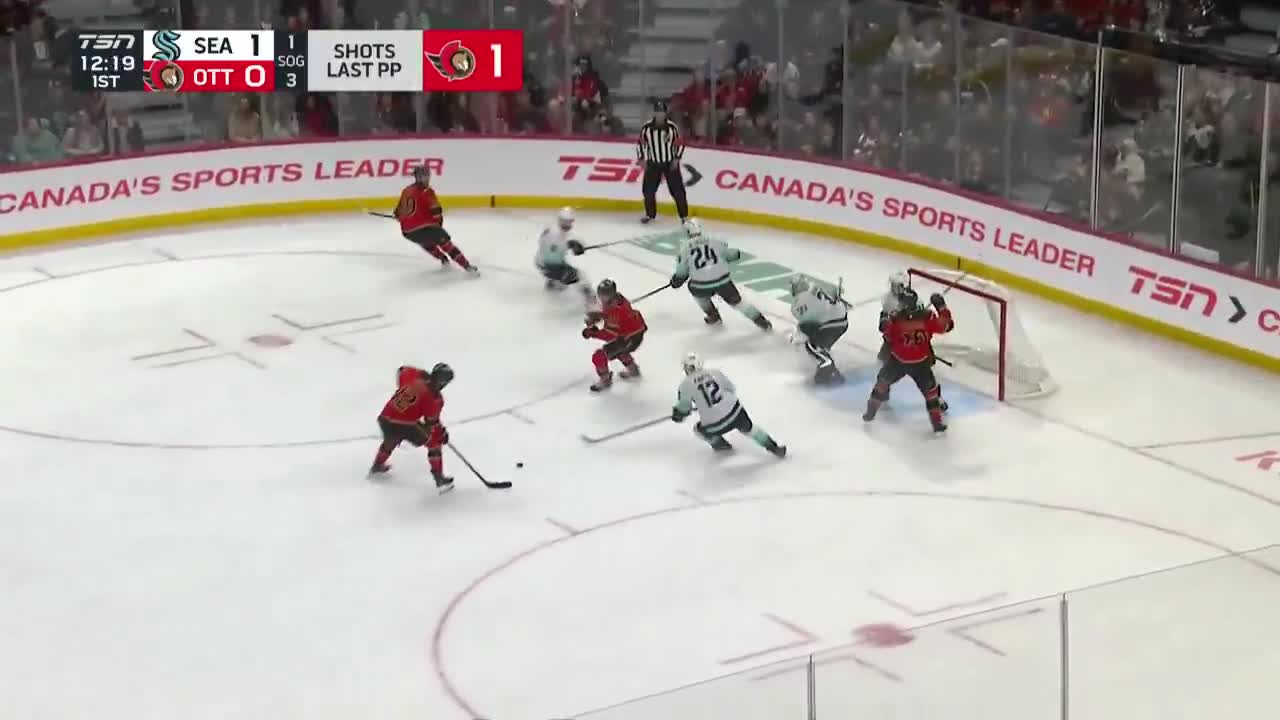 Shane Pinto adds to his league-leading goal total with his 6th of the year