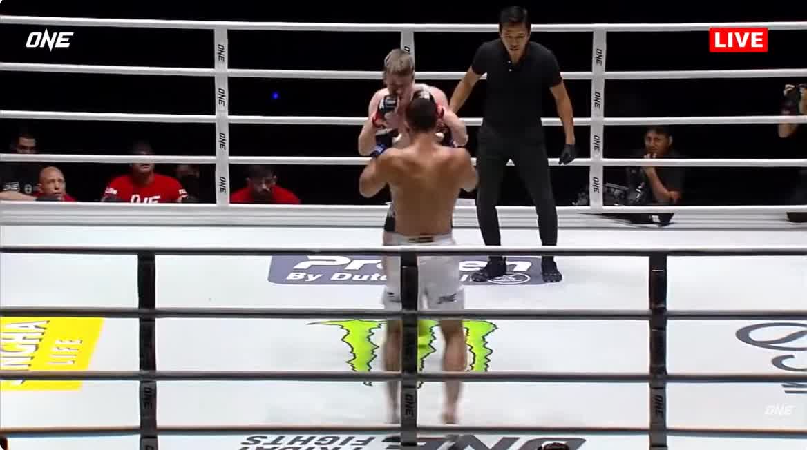 [SPOILER] Alastair Volders vs. Asadbek Erkinov