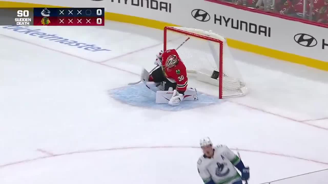 Brock Boeser wins it in the shoutout for the Canucks!
