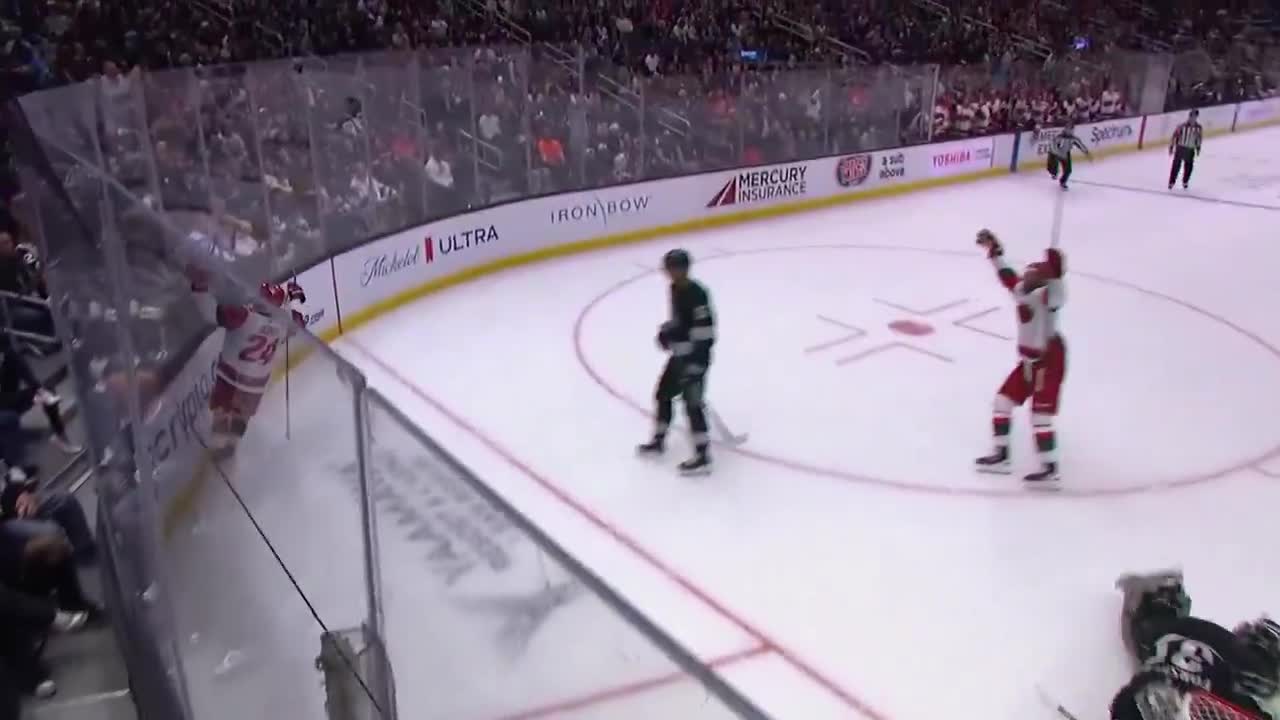 JARVIS wins it in OT for the Canes as they remain the only unbeaten team in the NHL!