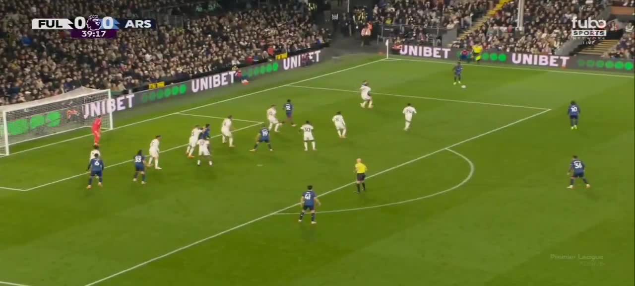Declan Rice under pressure