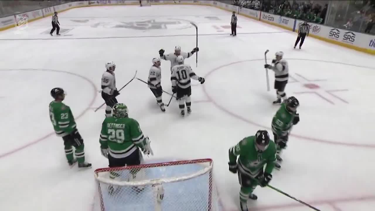 Corey Perry with about as Corey Perry of a goal to get his FIRST AS A LA KING