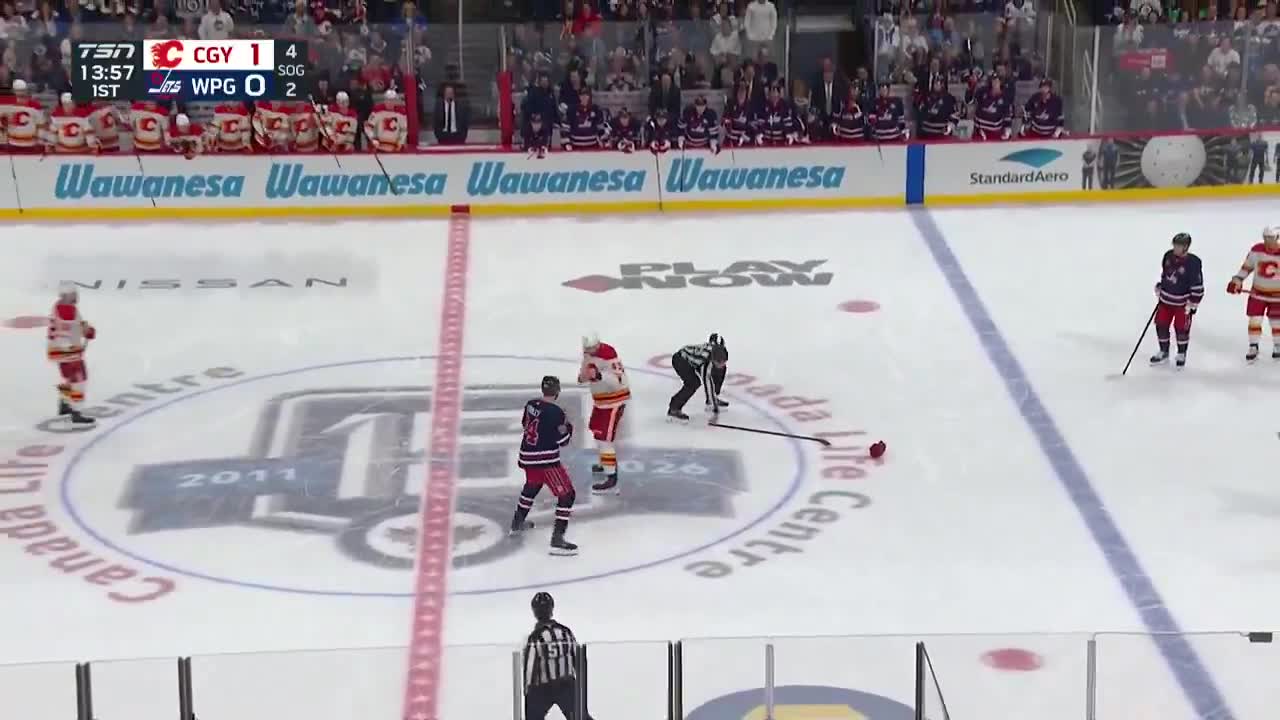 6'8 ADAM KLAPKA VS. 6'7 LOGAN STANLEY