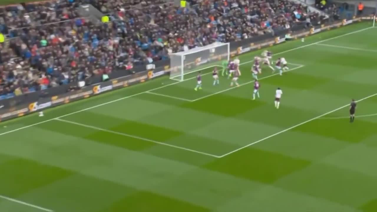 Viktor Gyokeres vs Burnley