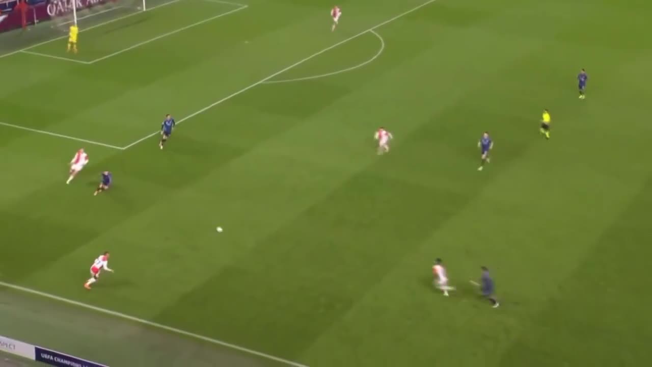 Piero Hincapie vs Slavia Prague