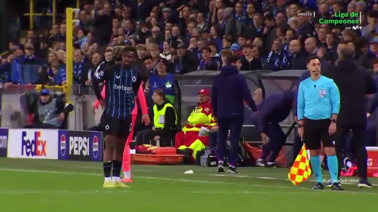 Lamine Yamal’s reaction after being booed by Club Brugge fans when the referee disallowed their fourth goal