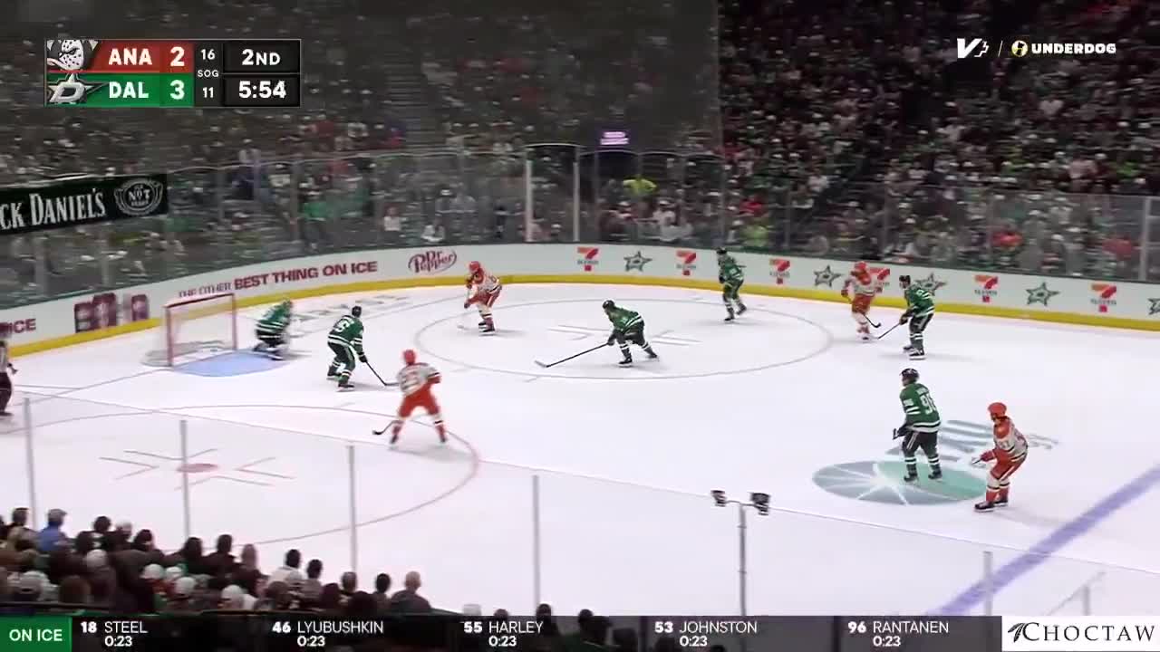 Gauthier STAYS HOT and ties Crosby for t...