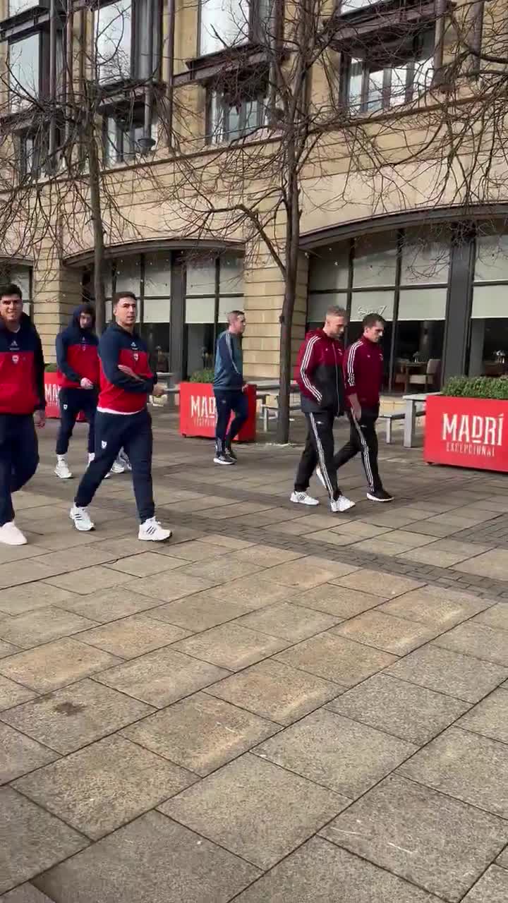 Arsenal players in the round before facing Sunderland