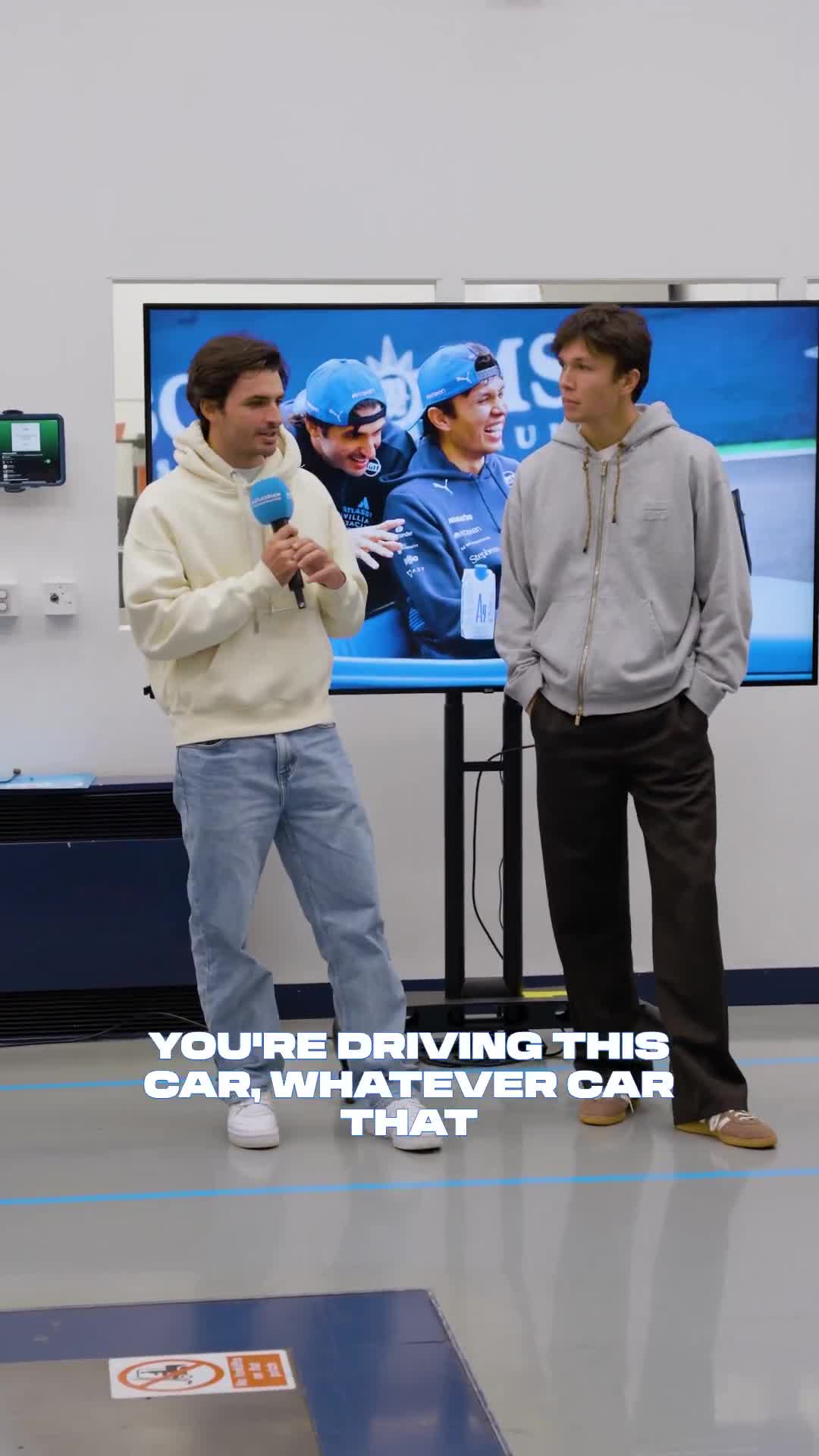 Getting the full lowdown with Alex and Carlos on 𝐭𝐡𝐚𝐭 São Paulo GP drivers' parade
