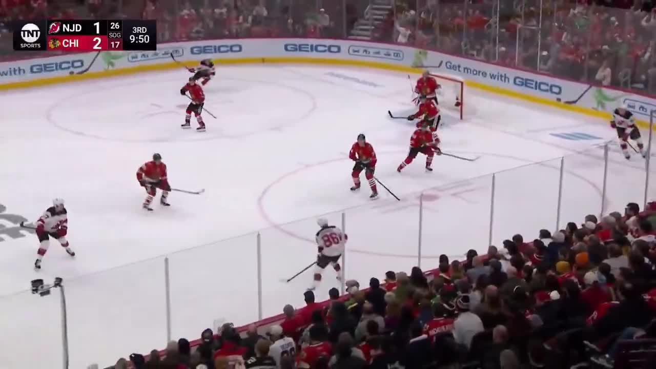 Jack Hughes fires a perfect pass to Dawson Mercer who buries the one-timer to tie the game