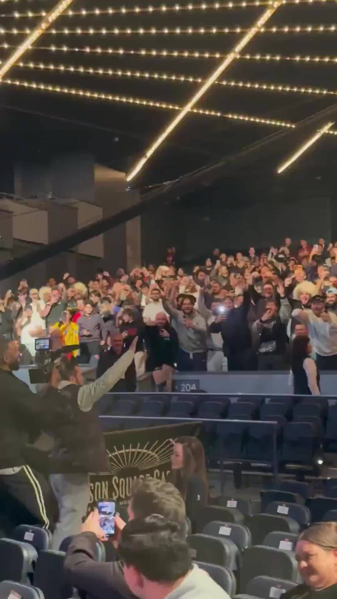 Magomed Zaynukov gets a huge ovation from the fans at the #UFC322 press conference