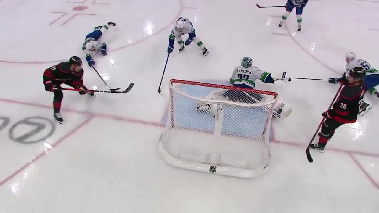 GREAT passing by the Canes to tie it up in the 3rd