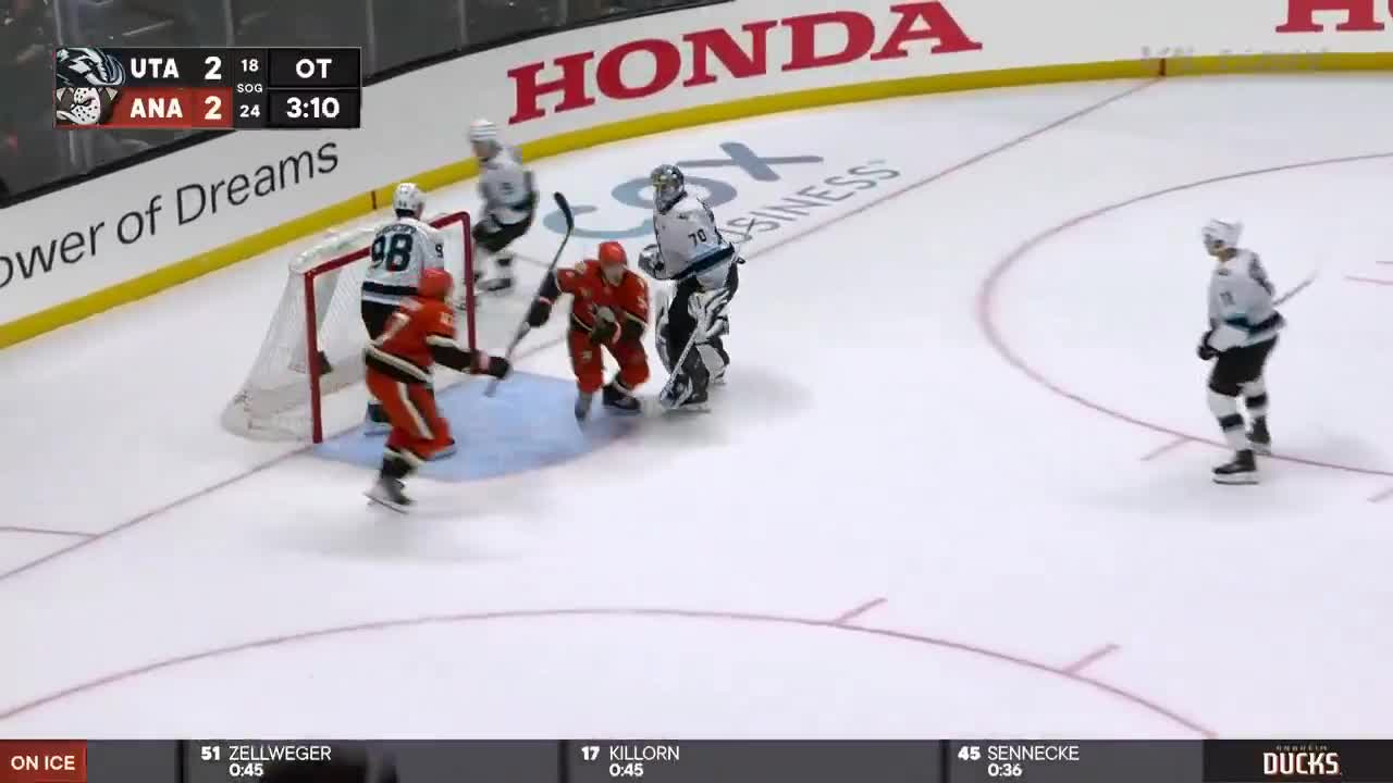 Olen Zellweger wins it in OT off a beautiful pass from Beckett Sennecke