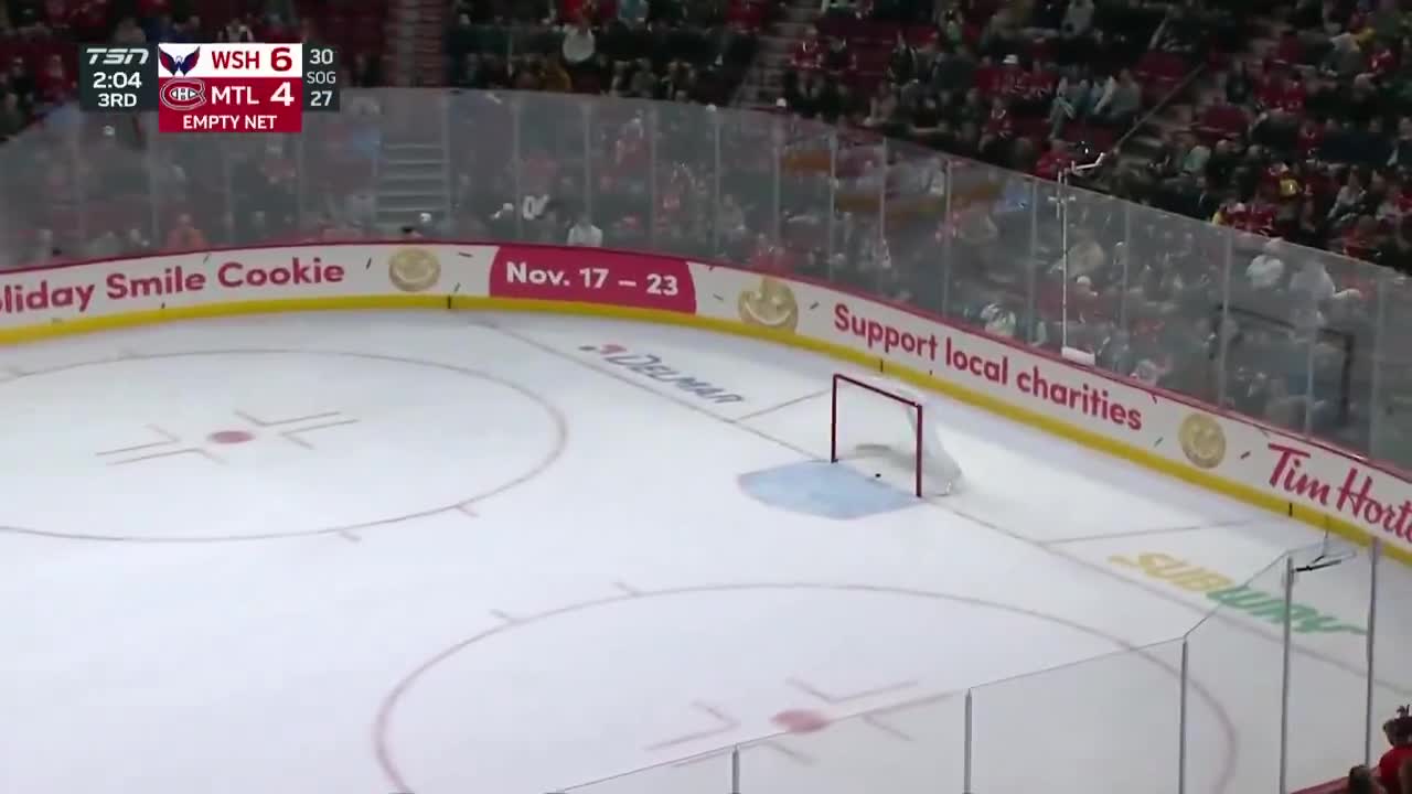 Caufield (accidentally) sets up Ovi for the Hat Trick to put it away!