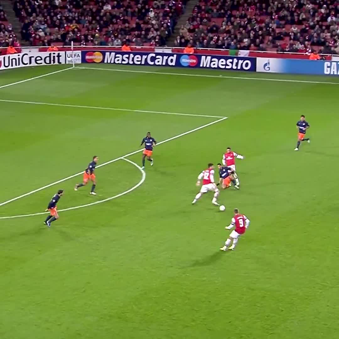 13 years ago today, Lukas Podolski scored a great goal against Montpellier
