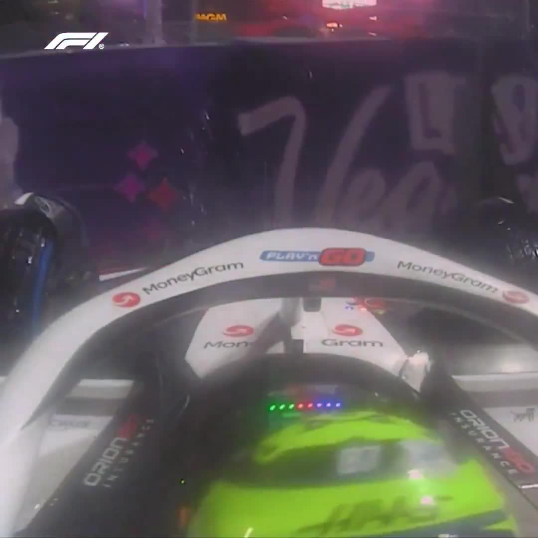 Ollie Bearman slides into the barriers in Q1