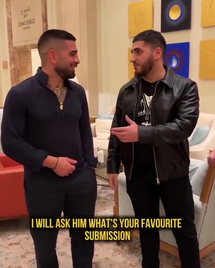 Ilia Topuria meets his impersonator.