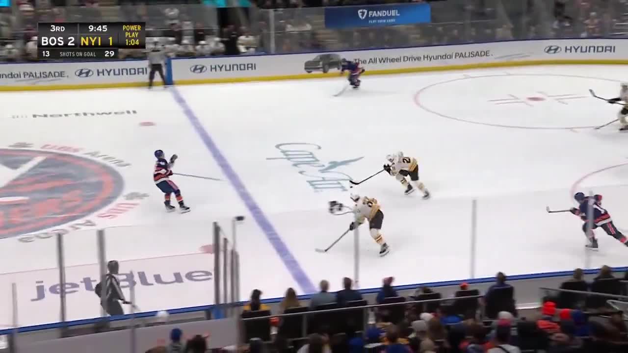 A Schaefer turnover leads to a Steeves shorty