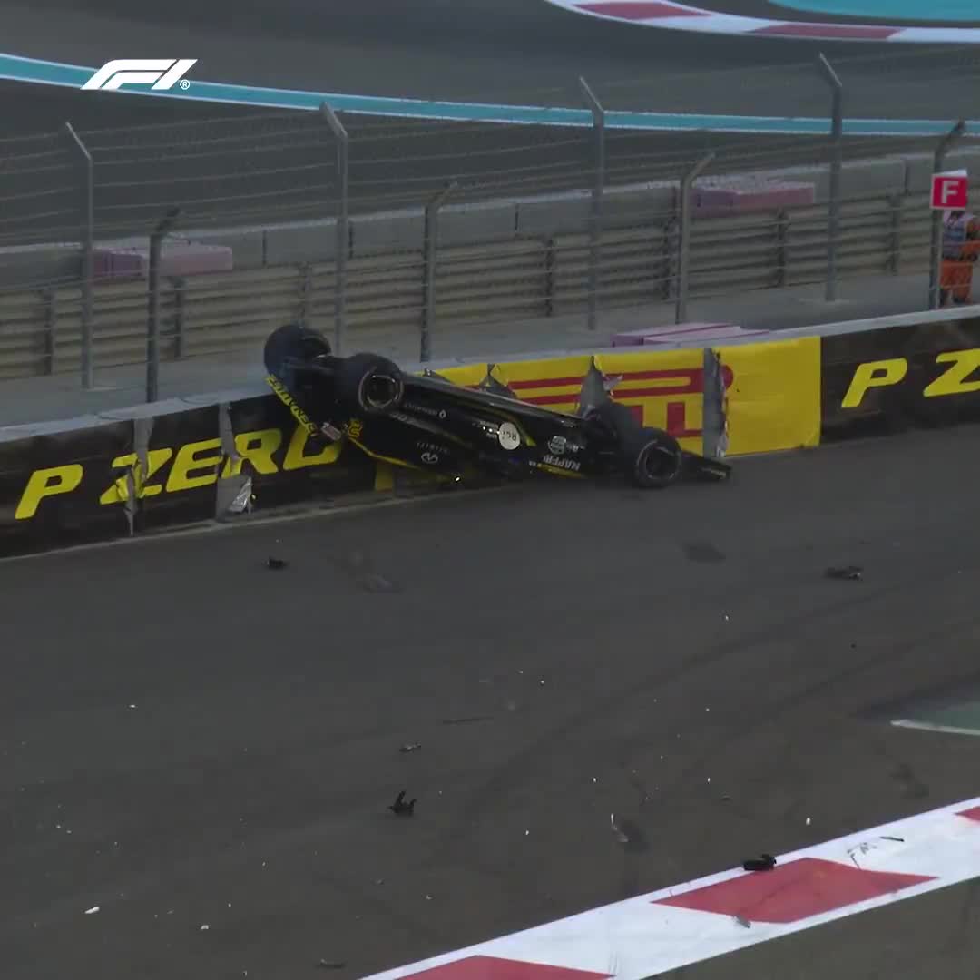A scary moment for Nico Hulkenberg on the opening lap of the 2018 Abu Dhabi Grand Prix