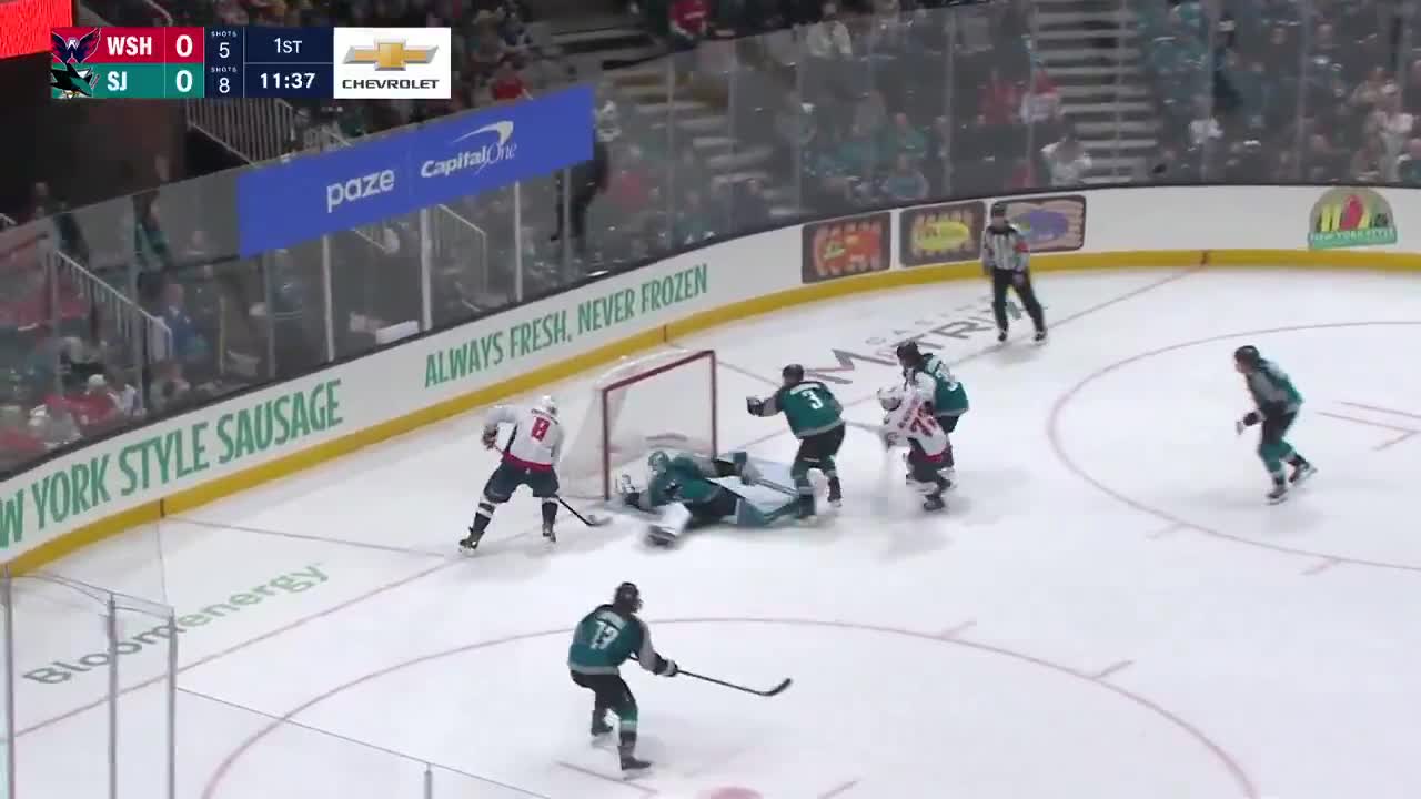 OVI ON CLEAN UP DUTY for his 10th goal in his last 13 games