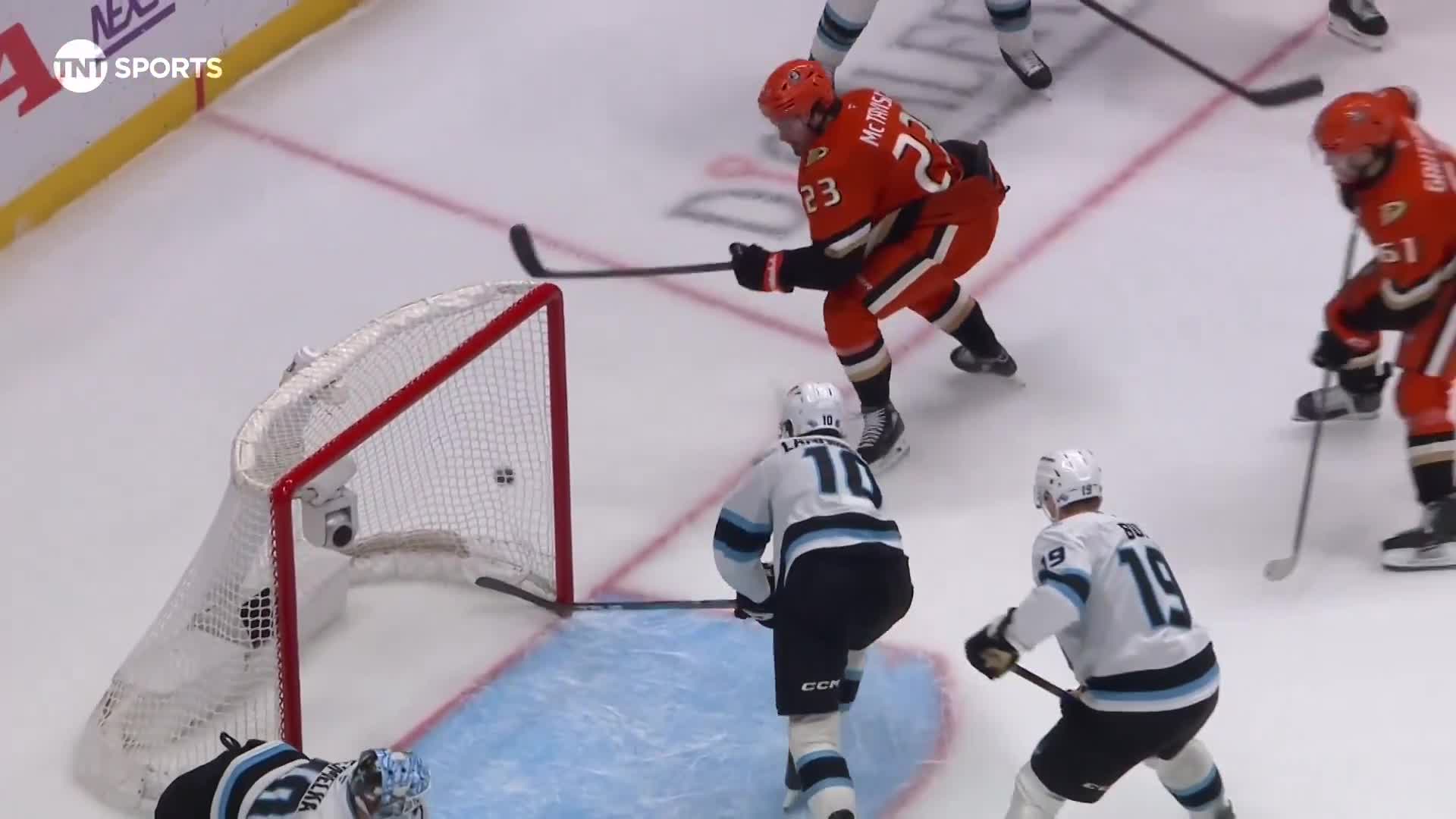 Just NOTHING going right for the Ducks tonight as McTavish whiffs on an empty net