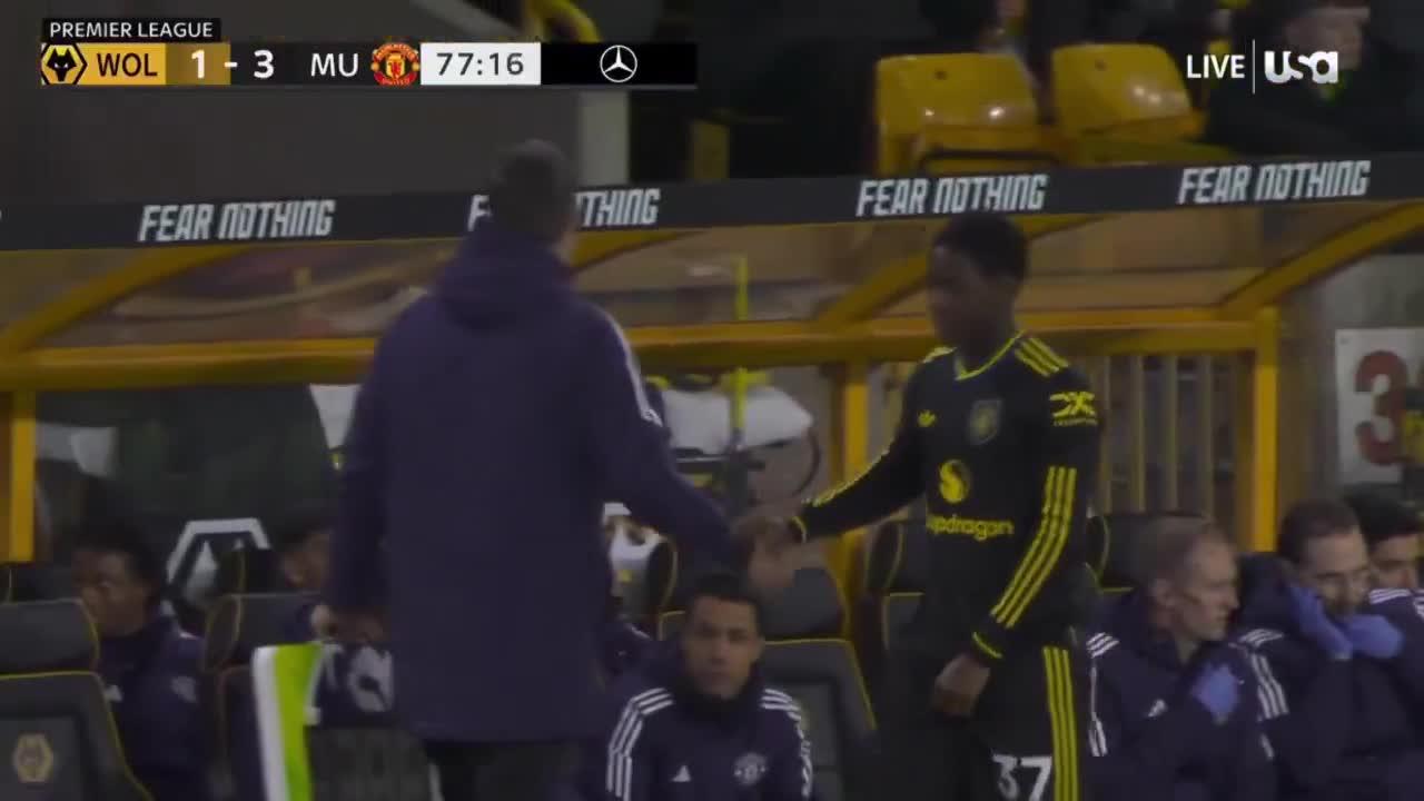 The fans stood up and applauded when Kobbie Mainoo came on