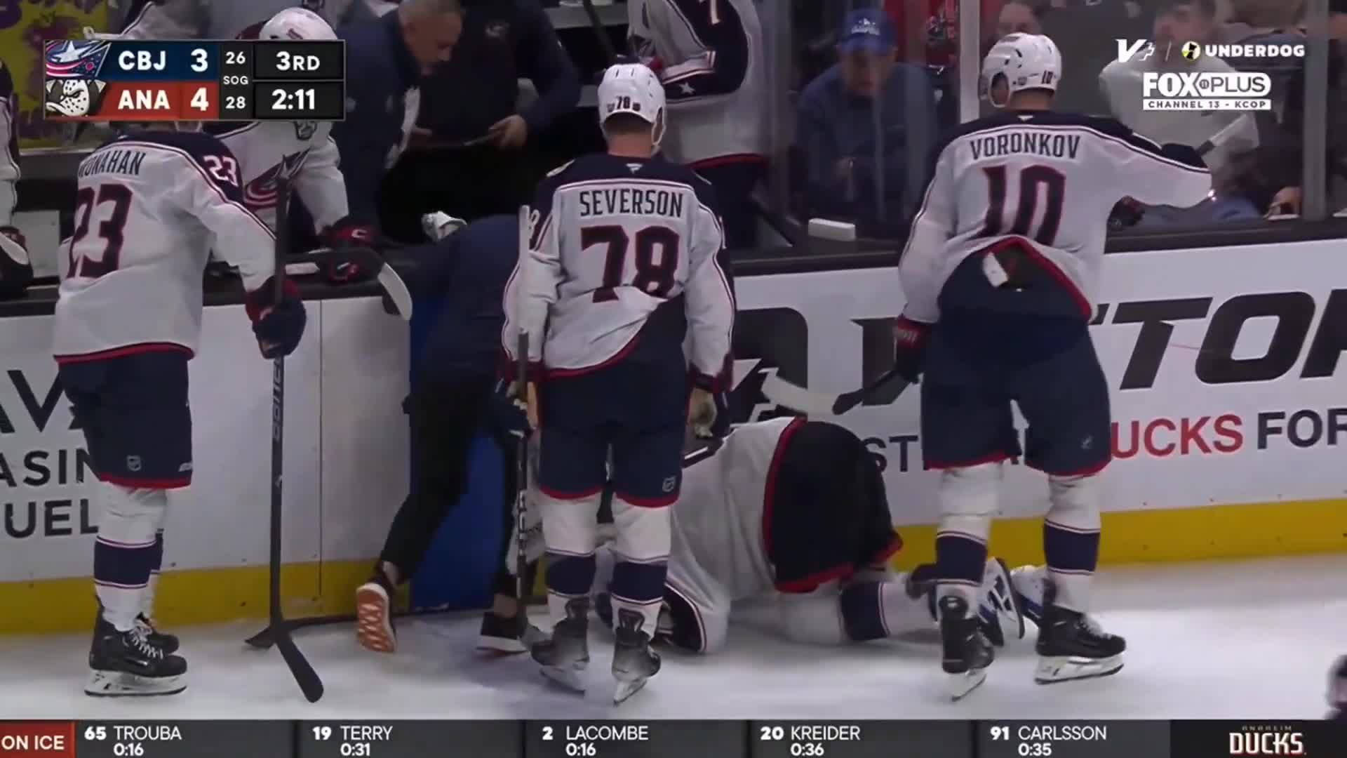 Zach Werenski was in some serious pain after blocking a shot in the 3rd period, and needed assistance getting off the ice