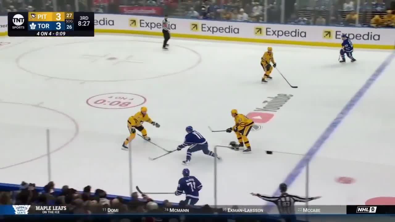 MAX DOMI WHAT A GOAL! HE WENT FLYING COAST TO COAST