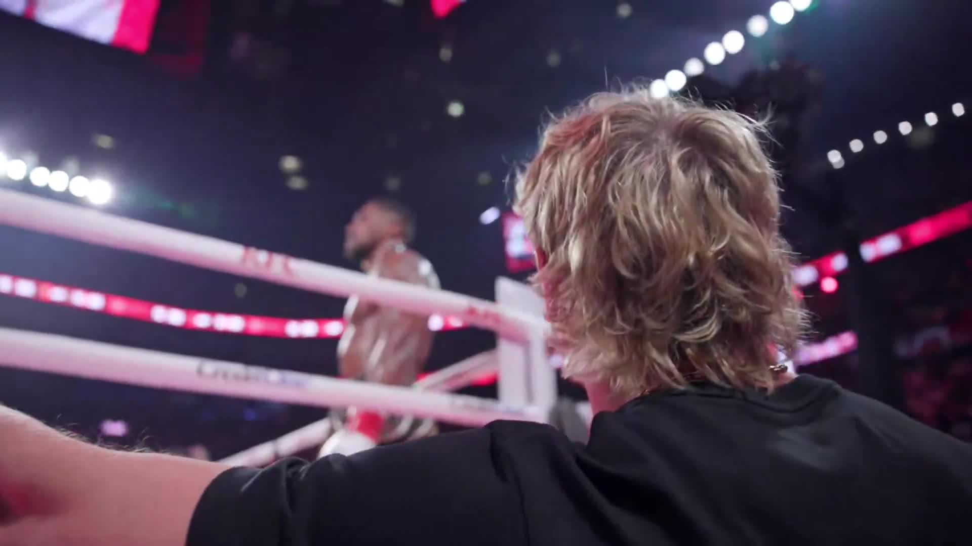 Anthony Joshua laughed at Logan Paul after he celebrated Jake landing a shot
