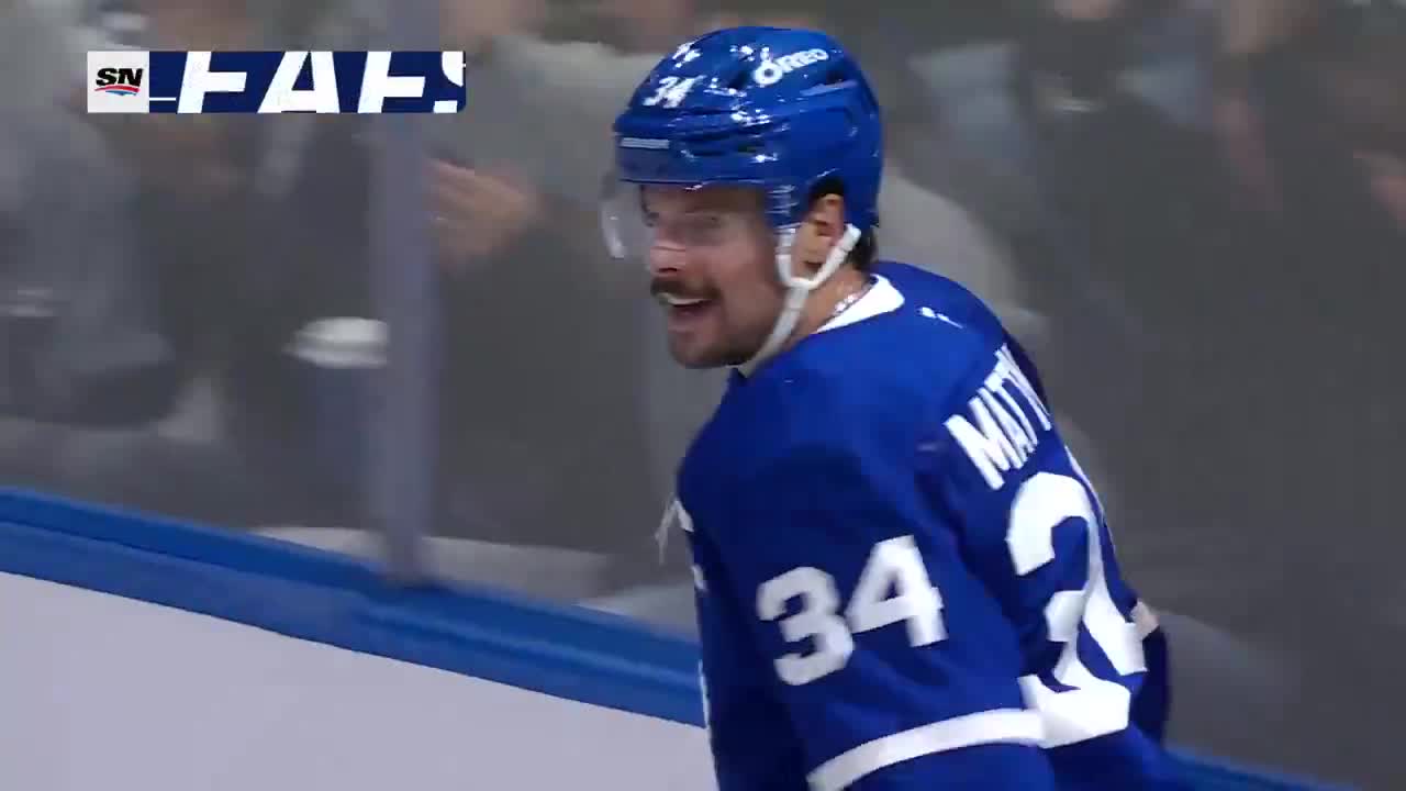 Auston Matthews with the goal and his THIRD point of the night