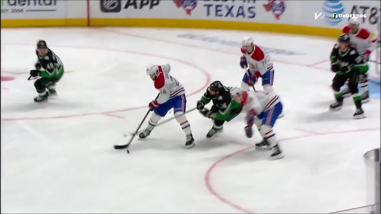 Jamie Benn (one of the few players that still play without a visor) just left the game after landing on his face.