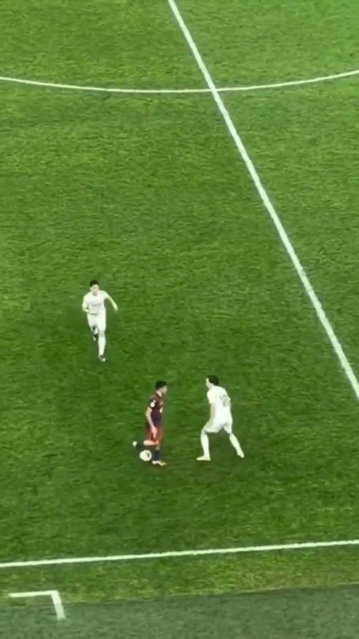 Arda Guler slipped as he tried to kick a bottle