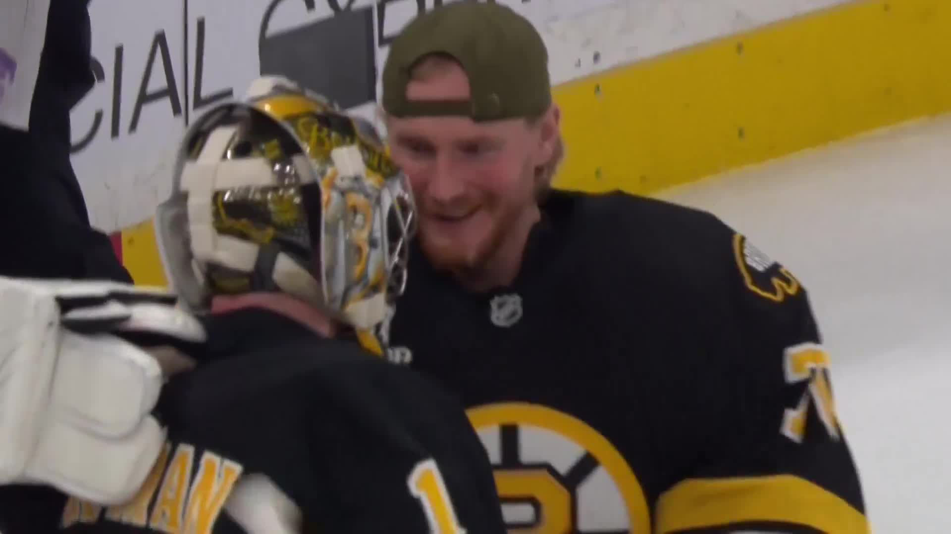 Swayman and Korpisalo hug it out after B...