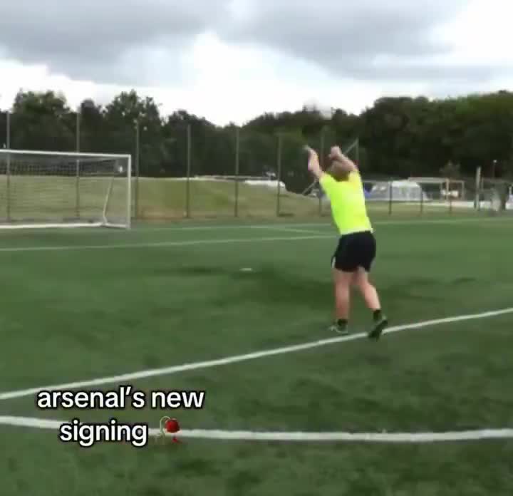 Arsenals new Danish Throw-in Specialist...
