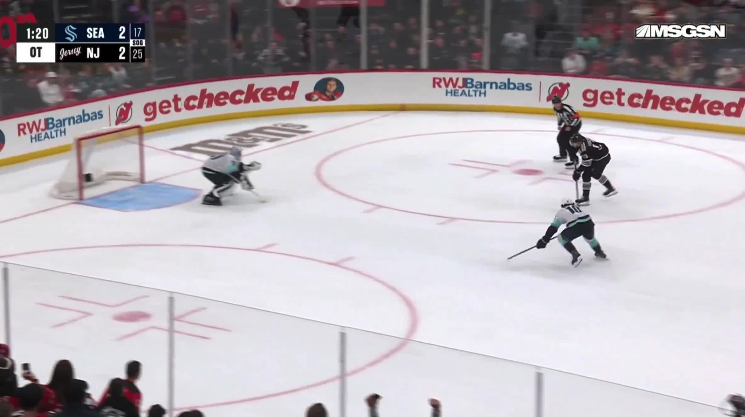 WHAT A GOAL FROM NICO HISCHIER WHO WINS ...