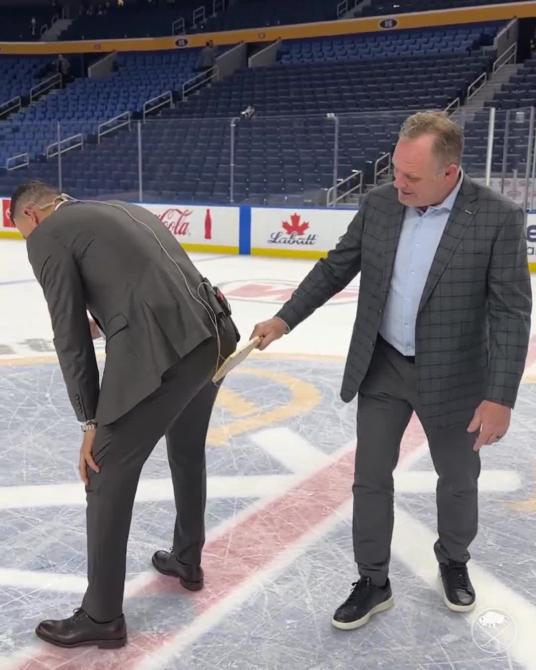 Rayzor's revenge. @NHL_On_TNT - @BR...
