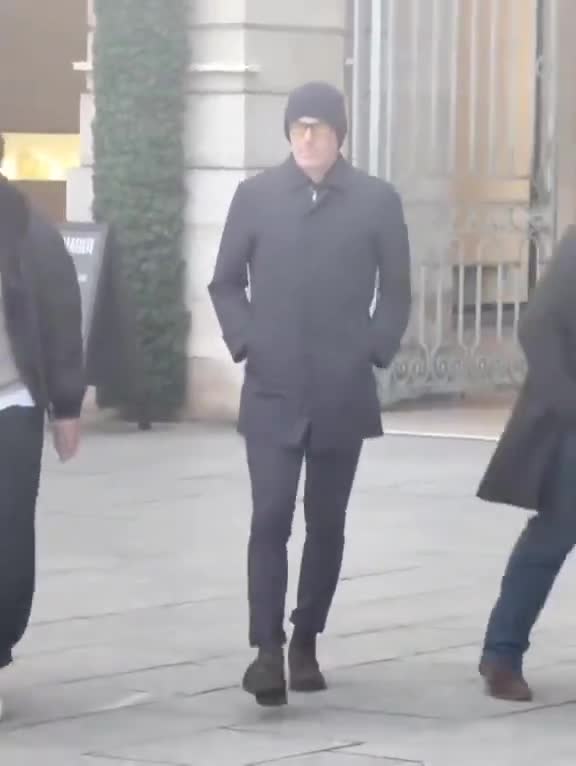 Zidane has arrived in Spain ahead of mee...