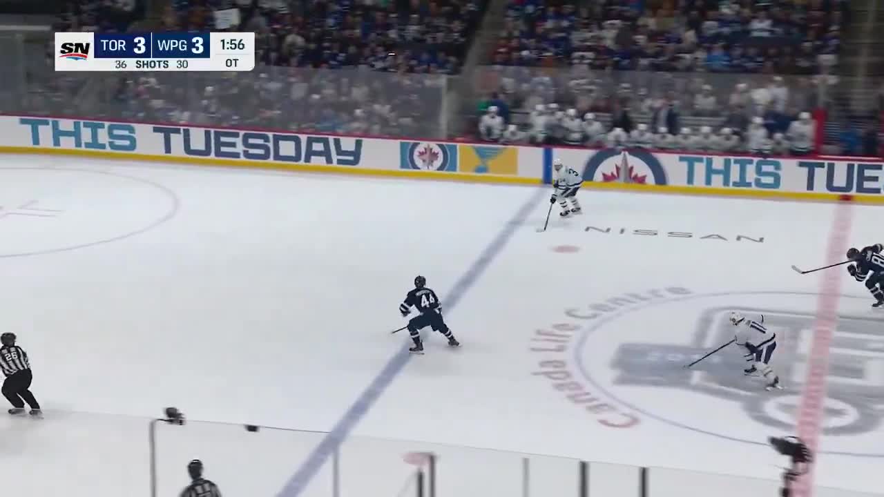MATTHEWS TO DOMI AND THE LEAFS WIN IT IN...
