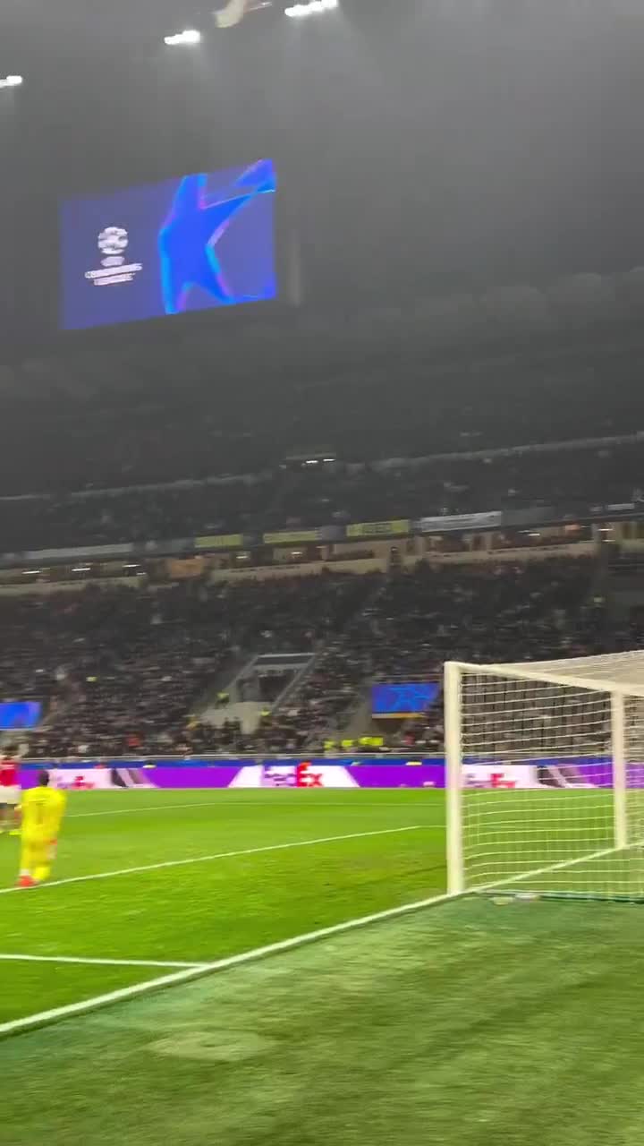 This angle of that Gyokeres goal is insa...