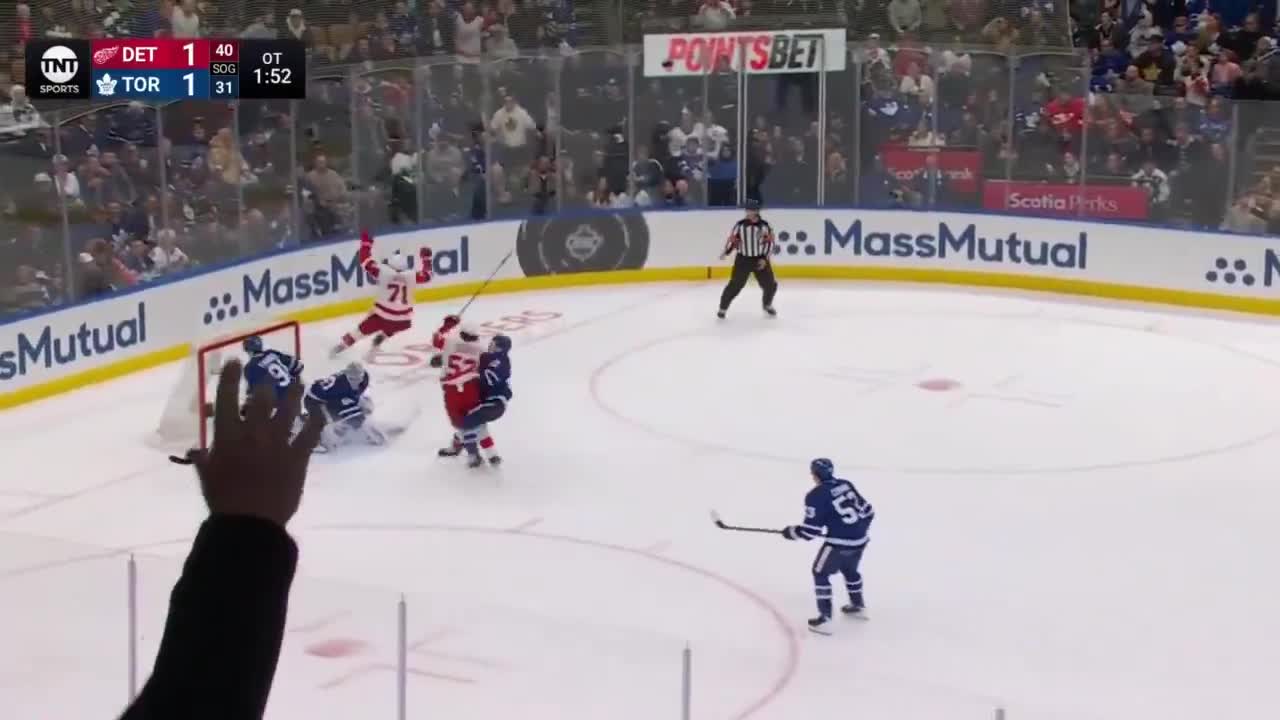 SEIDER WITH THE PLAY, LARKIN WITH THE FI...