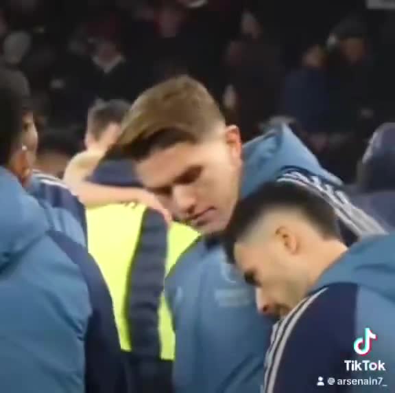 Click to Subscribe to ArsenalN7 (2)
