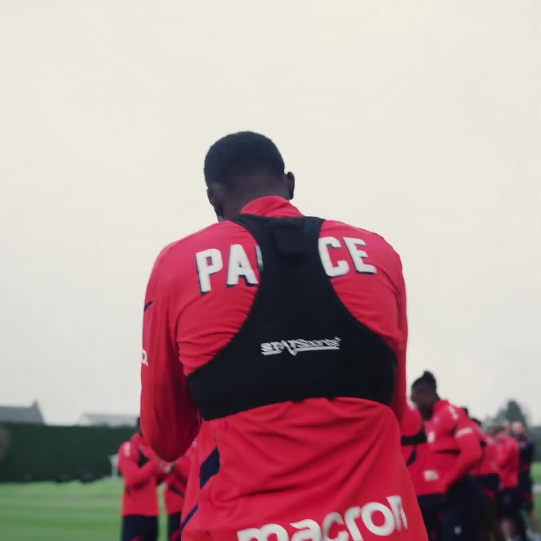 Crystal Palace players welcome back AFCON winner Ismaila Sarr!