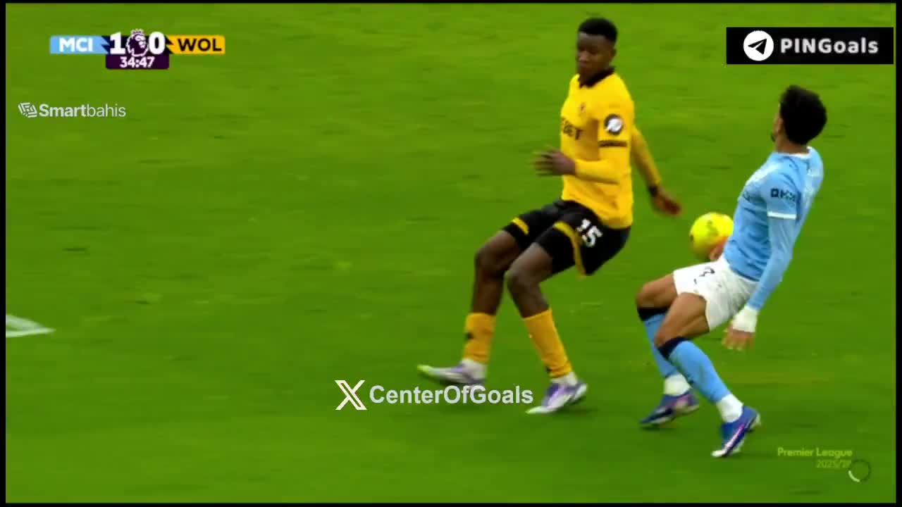 Yerson Mosquera handball Man City want ...