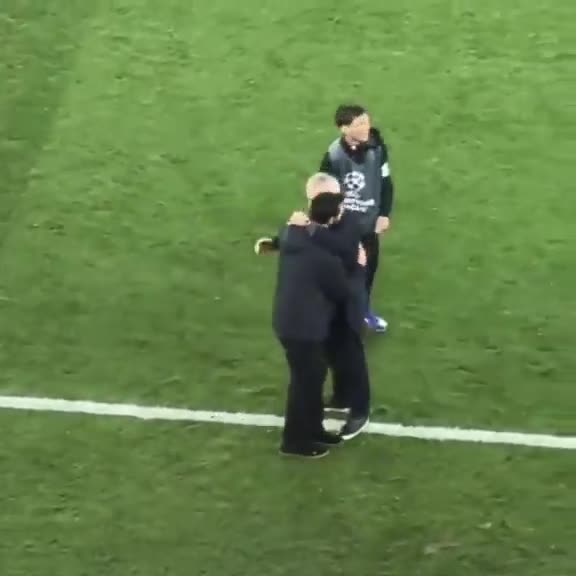 Mourinho with Arbeloa after the game.