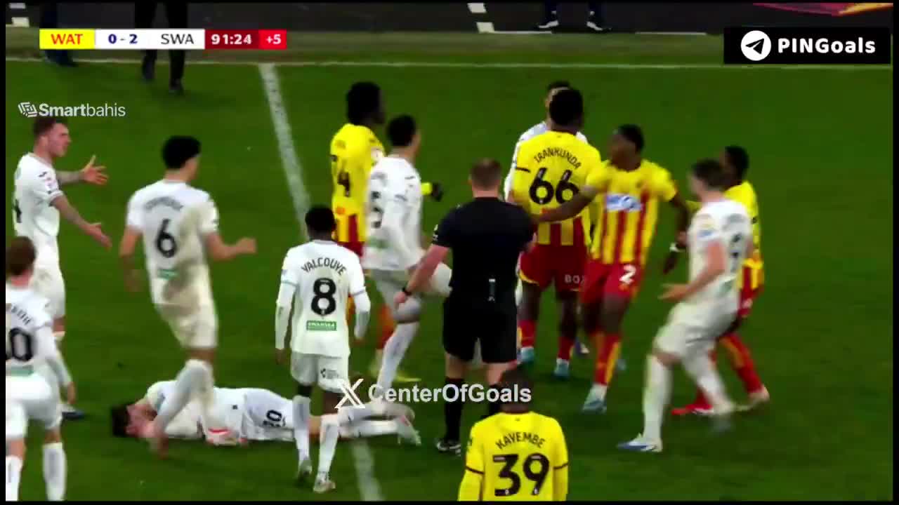 Nestory Irankunda sent off with red card...