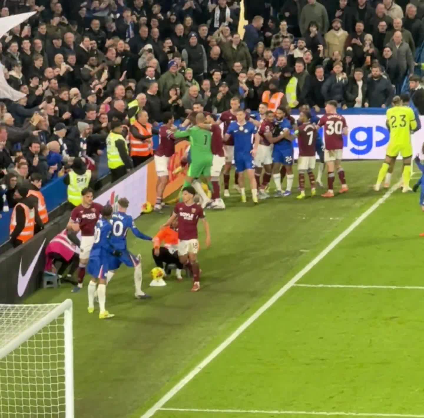 Look at Cole Palmer stepping in to back ...