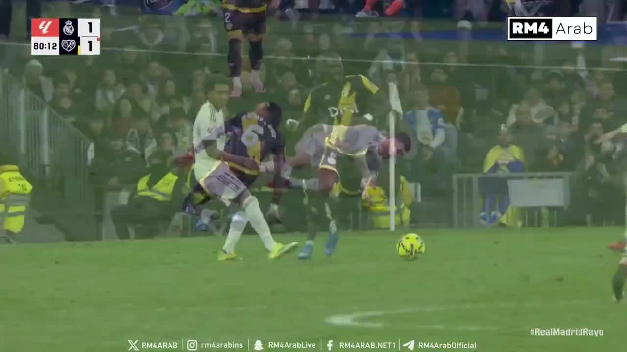 A foul on Ceballos 81'