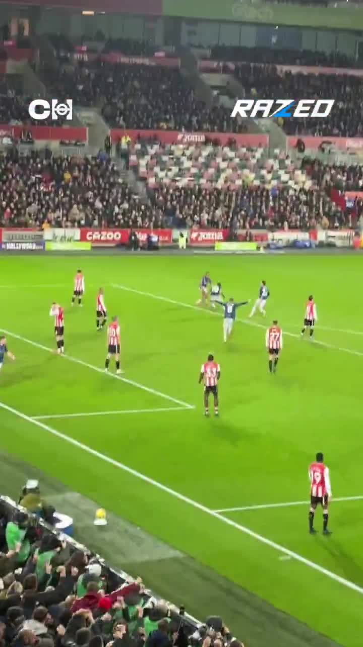 Maduekes goal, captured from the stands...